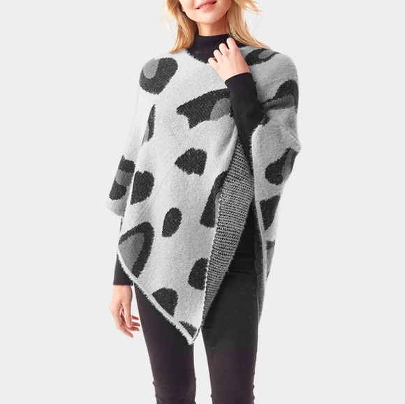 Gray Leopard Print Animal Pattern Winter Poncho Fashion Statement Accessory - Picture 1 of 4